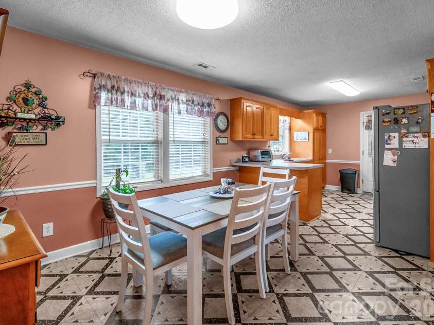 2795 Cane Mill Road, Lancaster, SC 29720.  MLS# CAR4394678, YatesRealty ID 2475. 