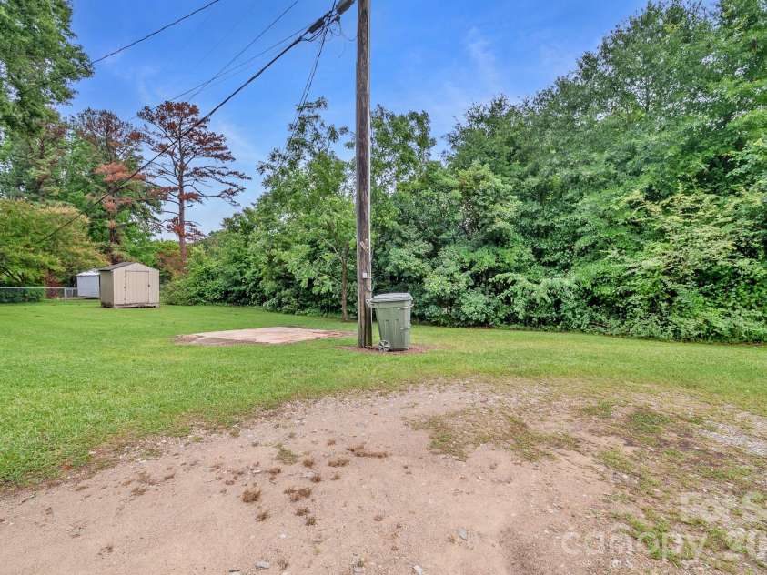 2795 Cane Mill Road, Lancaster, SC 29720.  MLS# CAR4394678, YatesRealty ID 2475. 