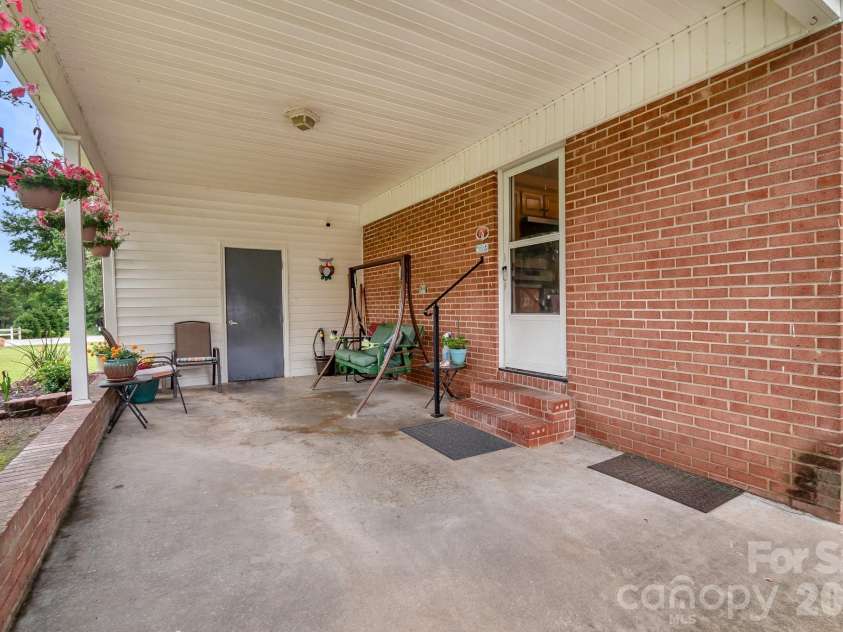 2795 Cane Mill Road, Lancaster, SC 29720.  MLS# CAR4394678, YatesRealty ID 2475. 