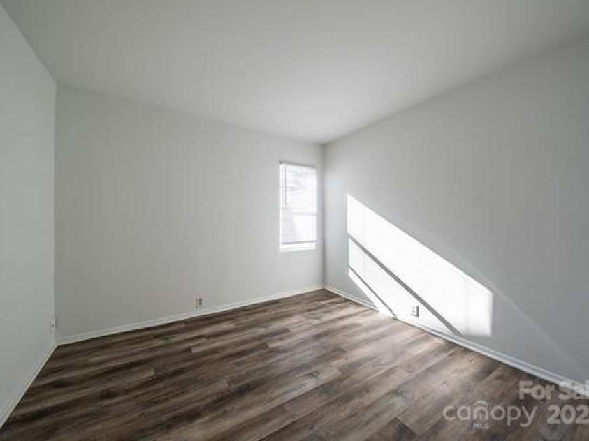 7151 Stonington Lane, Charlotte, NC 28227.  MLS# CAR4216068, YatesRealty ID 2475. 