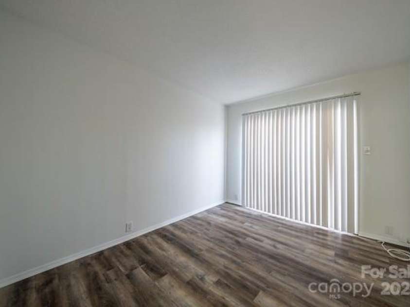 7151 Stonington Lane, Charlotte, NC 28227.  MLS# CAR4216068, YatesRealty ID 2475. 