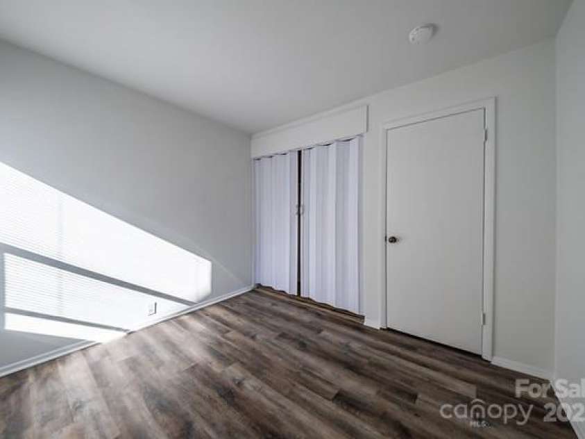 7151 Stonington Lane, Charlotte, NC 28227.  MLS# CAR4216068, YatesRealty ID 2475. 