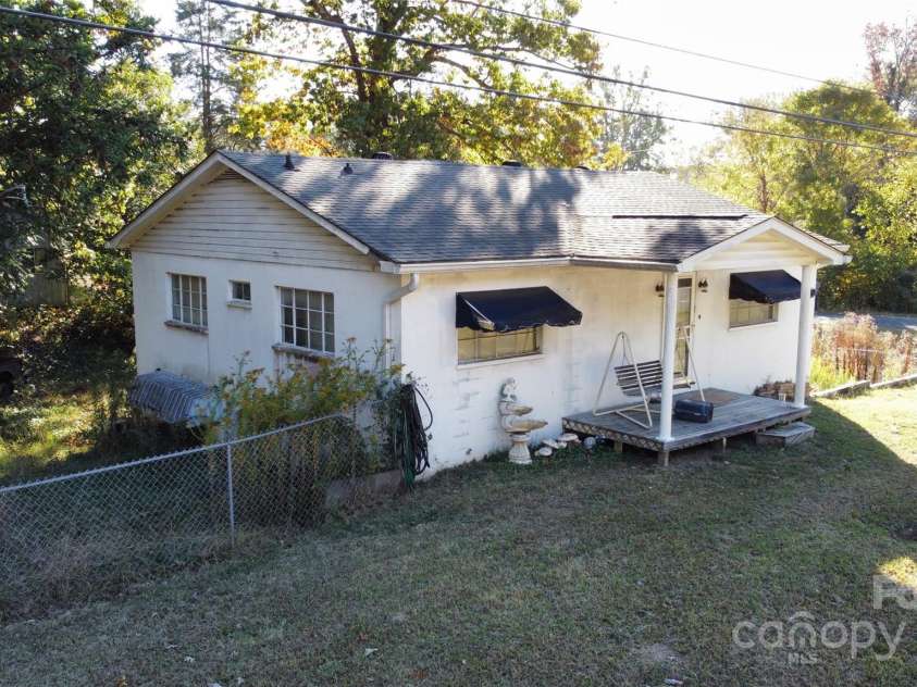 8921 Highway 601 Highway, Midland, NC 28107.  MLS# CAR4333570, YatesRealty ID 2475. 