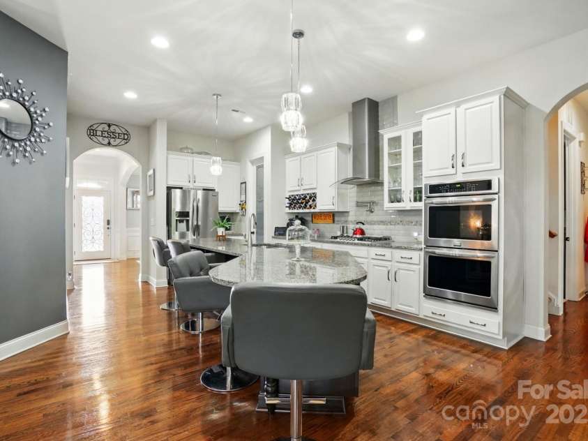 10903 Skymont Drive, Huntersville, NC 28078.  MLS# CAR4263999, YatesRealty ID 24750. 