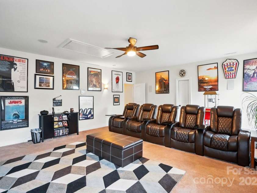 10903 Skymont Drive, Huntersville, NC 28078.  MLS# CAR4263999, YatesRealty ID 24750. 