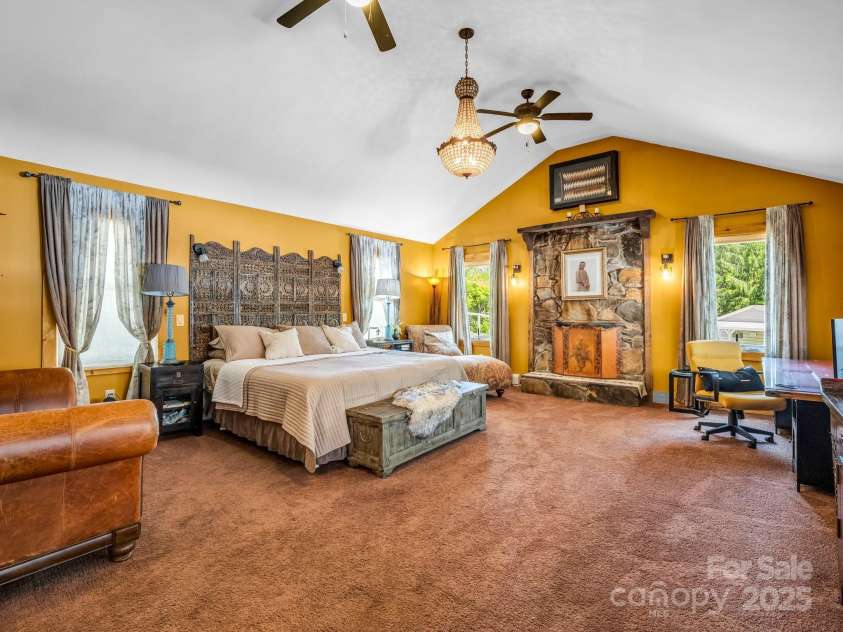 259 & 265 Black Oak Cove Road, Candler, NC 28715.  MLS# CAR4256200, YatesRealty ID 24751. 