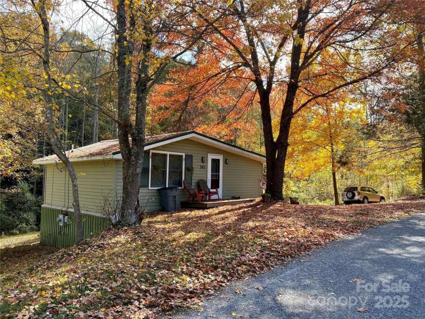 259 & 265 Black Oak Cove Road, Candler, NC 28715.  MLS# CAR4256200, YatesRealty ID 24751. 
