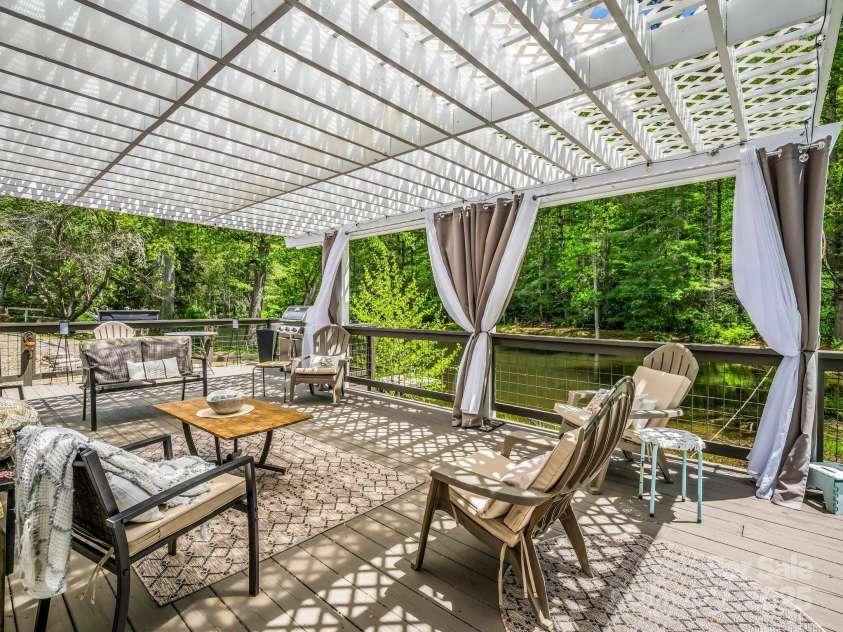 259 & 265 Black Oak Cove Road, Candler, NC 28715.  MLS# CAR4256200, YatesRealty ID 24751. 