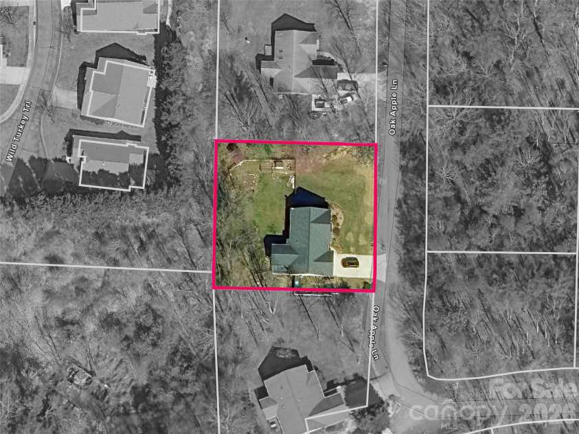 163 Oak Apple Lane, Hendersonville, NC 28792.  MLS# CAR4354039, YatesRealty ID 24752. 