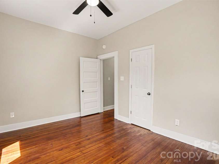 4118 Glory Street, Charlotte, NC 28206.  MLS# CAR4378131, YatesRealty ID 24753. Bedroom 3