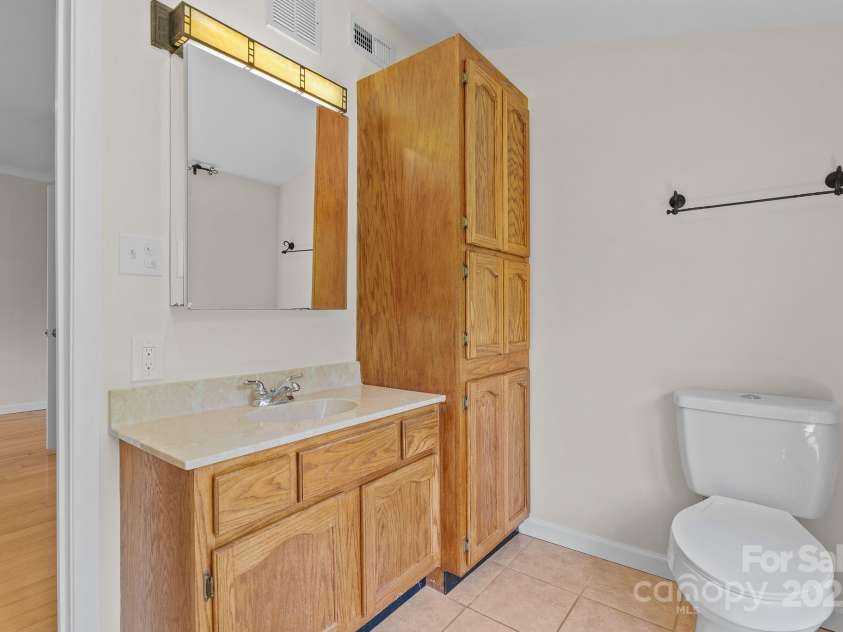 443 OX CREEK Road, Weaverville, NC 28787.  MLS# CAR4251407, YatesRealty ID 24753. 