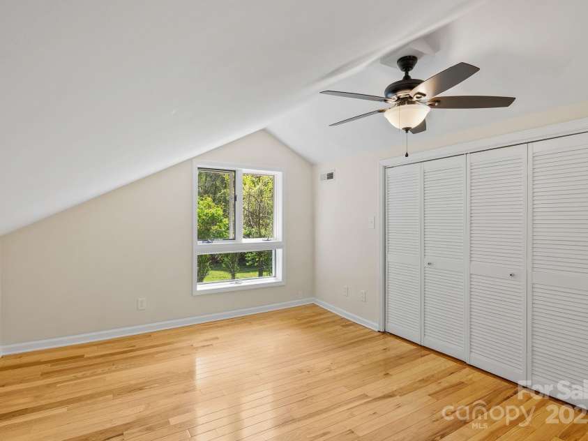 443 OX CREEK Road, Weaverville, NC 28787.  MLS# CAR4251407, YatesRealty ID 24753. Upstairs bedroom lots of natural light