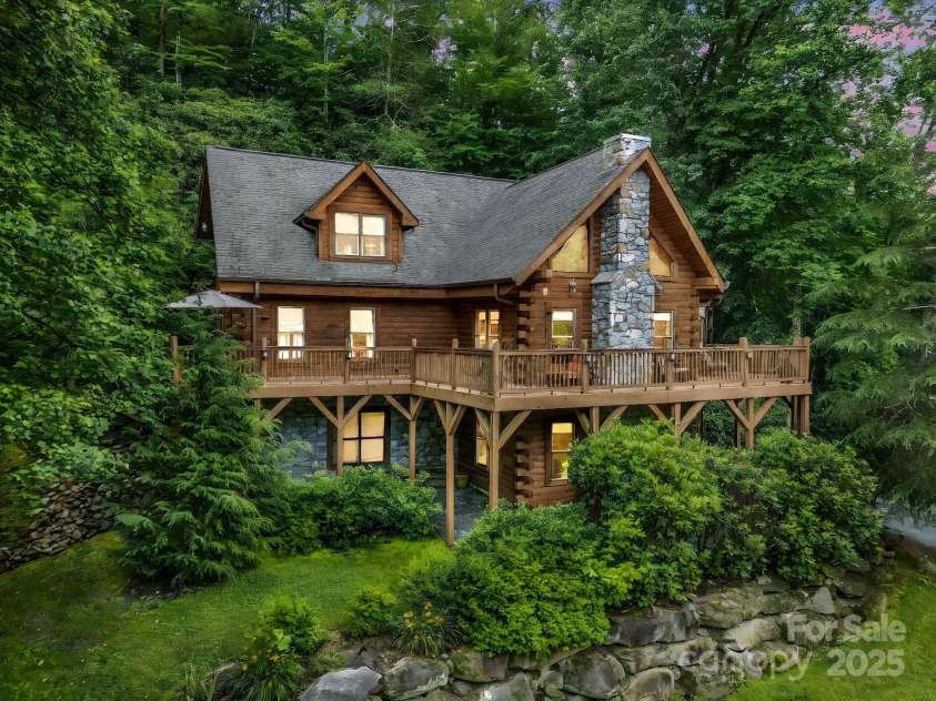 120 Rocky Mountain Drive, Lake Lure, NC 28746.  MLS# CAR4263673, YatesRealty ID 24754. 
