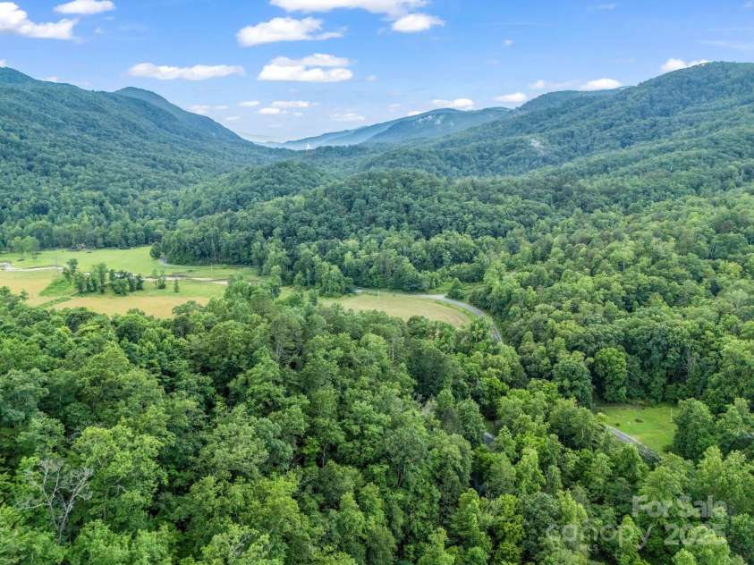 120 Rocky Mountain Drive, Lake Lure, NC 28746.  MLS# CAR4263673, YatesRealty ID 24754. 