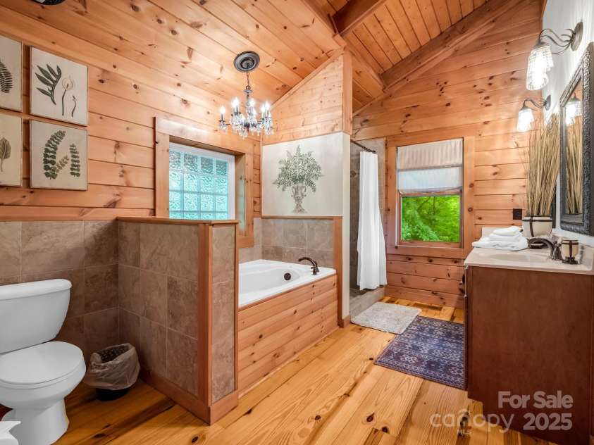 120 Rocky Mountain Drive, Lake Lure, NC 28746.  MLS# CAR4263673, YatesRealty ID 24754. Ensuite