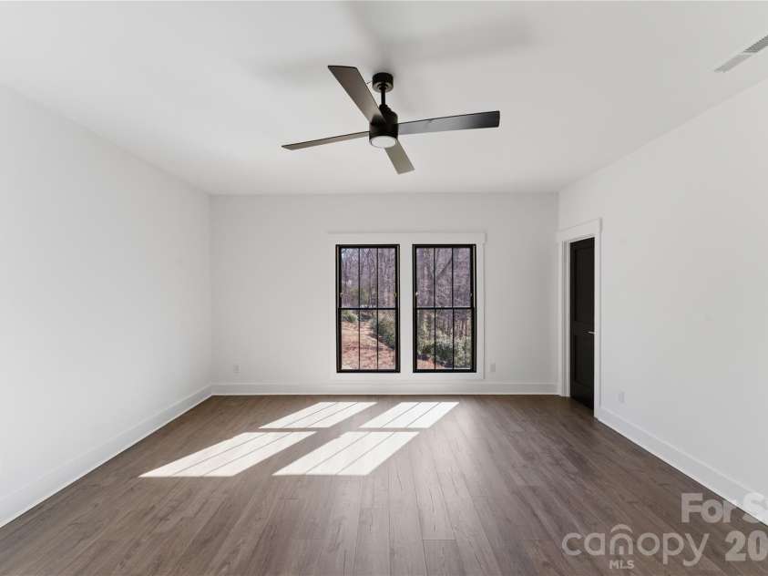 9408 Greyson Ridge Drive, Charlotte, NC 28277.  MLS# CAR4354369, YatesRealty ID 24754. 