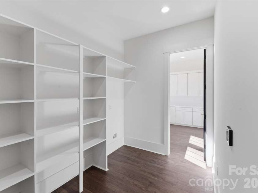 9408 Greyson Ridge Drive, Charlotte, NC 28277.  MLS# CAR4354369, YatesRealty ID 24754. Pantry/Scullery
