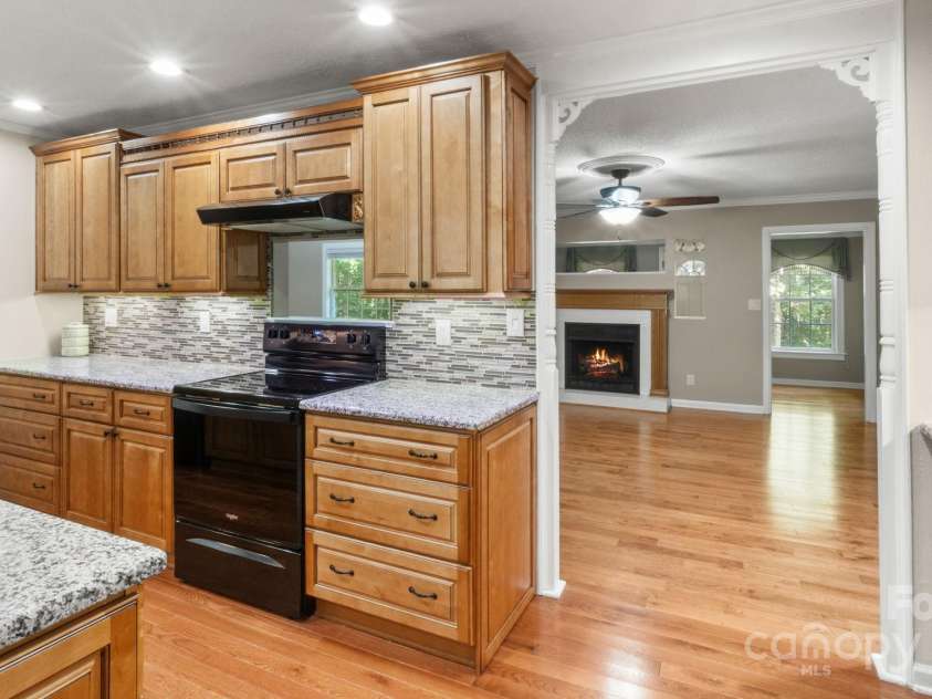 8321 Walkup Road, Waxhaw, NC 28173.  MLS# CAR4261556, YatesRealty ID 24755. 