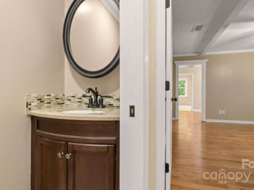 8321 Walkup Road, Waxhaw, NC 28173.  MLS# CAR4261556, YatesRealty ID 24755. 