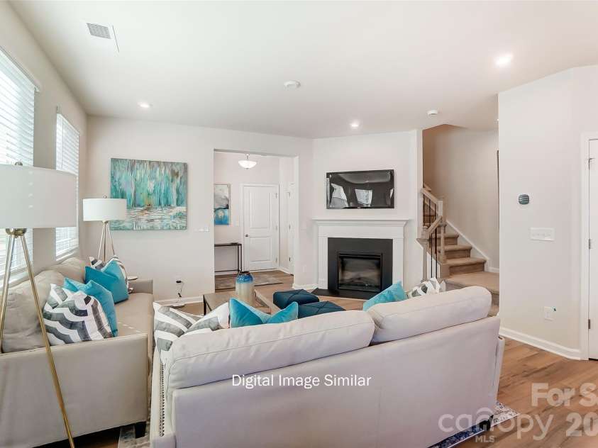 6032 Mallow Crossing Lane, Charlotte, NC 28213.  MLS# CAR4380465, YatesRealty ID 24758. 
