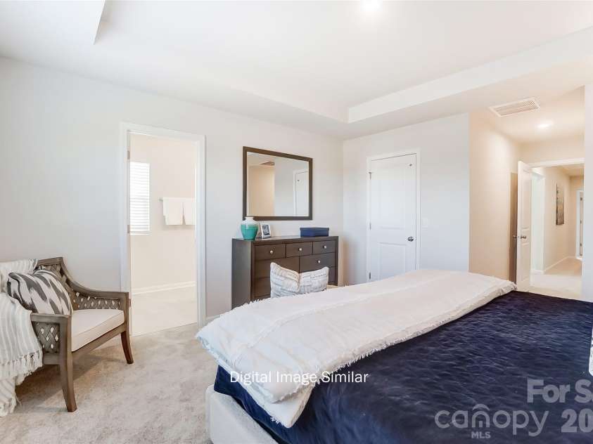 6032 Mallow Crossing Lane, Charlotte, NC 28213.  MLS# CAR4380465, YatesRealty ID 24758. 