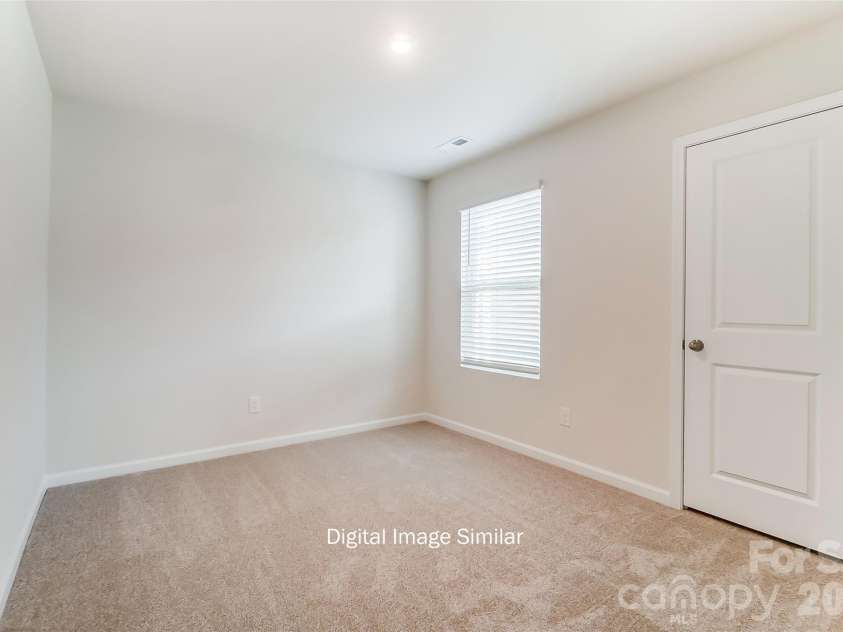 6032 Mallow Crossing Lane, Charlotte, NC 28213.  MLS# CAR4380465, YatesRealty ID 24758. 