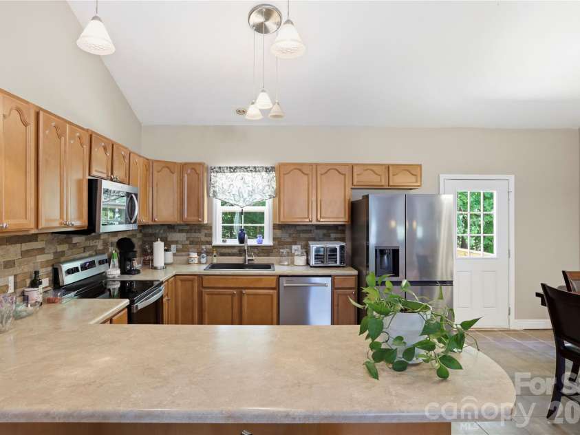 412 Lewis Road, Rutherfordton, NC 28139.  MLS# CAR4385364, YatesRealty ID 24759. 