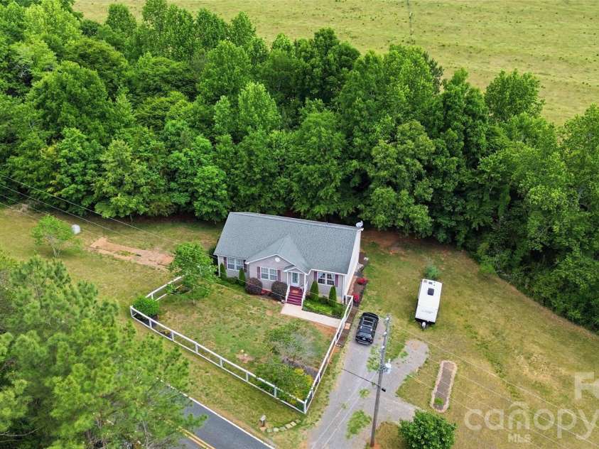 412 Lewis Road, Rutherfordton, NC 28139.  MLS# CAR4385364, YatesRealty ID 24759. 