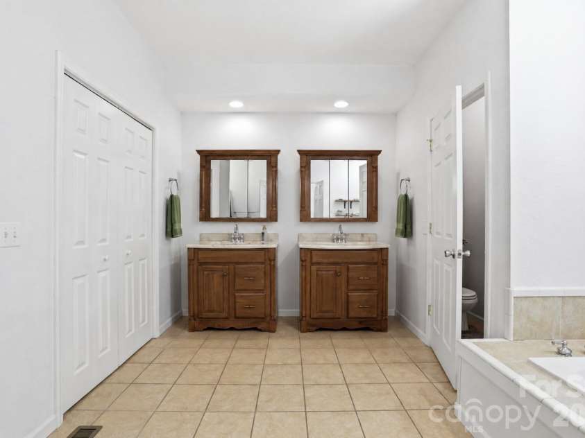 412 Lewis Road, Rutherfordton, NC 28139.  MLS# CAR4385364, YatesRealty ID 24759. 