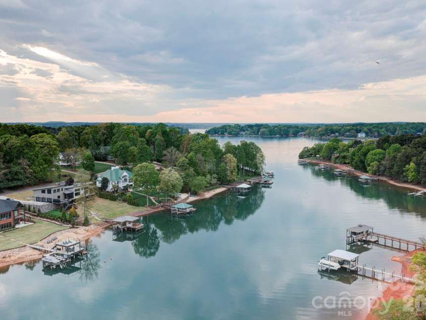 644 Normandy Road, Mooresville, NC 28117.  MLS# CAR4363129, YatesRealty ID 24760. 