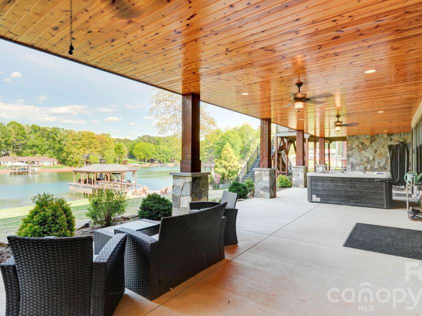 644 Normandy Road, Mooresville, NC 28117.  MLS# CAR4363129, YatesRealty ID 24760. 