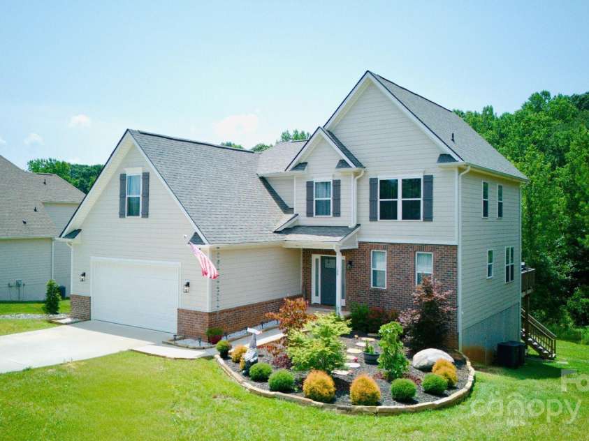139 Sheep Path Drive, Mooresville, NC 28115.  MLS# CAR4274735, YatesRealty ID 24761. 