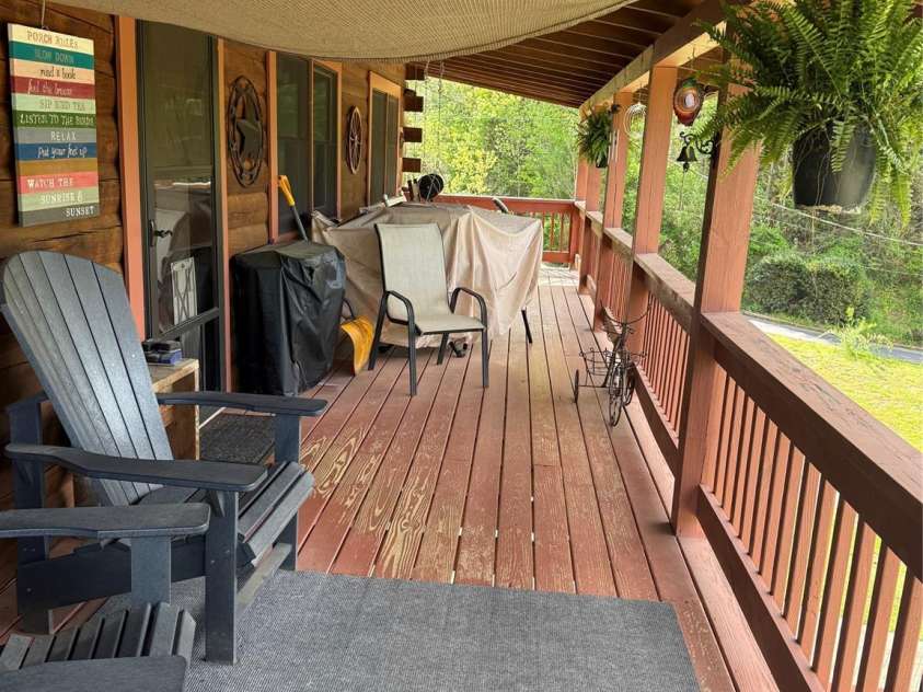 7 Noland Drive, Clyde, NC 28721.  MLS# CAR4379667, YatesRealty ID 24761. Deck