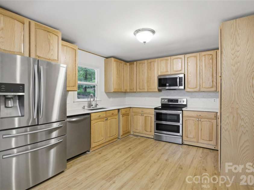 1959 Rock Springs Circle, Denver, NC 28037.  MLS# CAR4381566, YatesRealty ID 24762. 