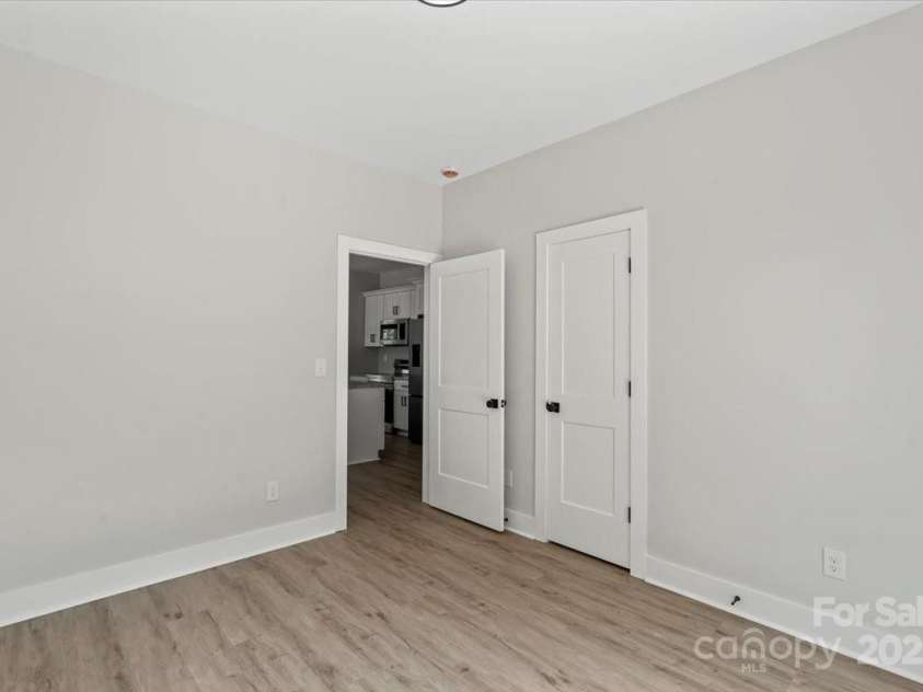 233 Oakview Road, Linwood, NC 27299.  MLS# CAR4275587, YatesRealty ID 24762. 