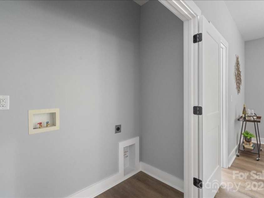 233 Oakview Road, Linwood, NC 27299.  MLS# CAR4275587, YatesRealty ID 24762. Pictures are representative of the same floorplan