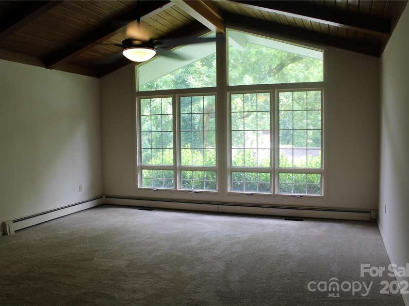 304 Terrace Place, Morganton, NC 28655.  MLS# CAR4277484, YatesRealty ID 24763. 