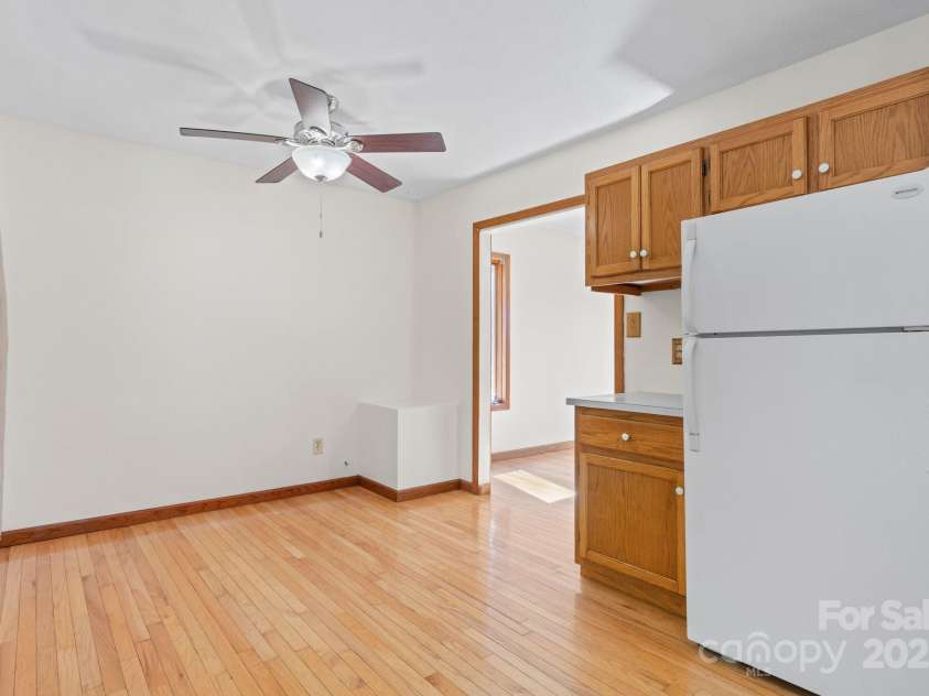 16 Saint Andrews Drive, Taylorsville, NC 28681.  MLS# CAR4278067, YatesRealty ID 24765. 