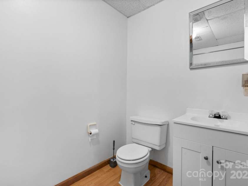 16 Saint Andrews Drive, Taylorsville, NC 28681.  MLS# CAR4278067, YatesRealty ID 24765. 