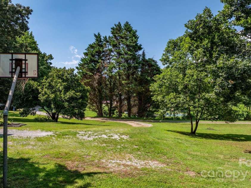 16 Saint Andrews Drive, Taylorsville, NC 28681.  MLS# CAR4278067, YatesRealty ID 24765. 