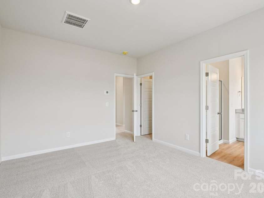 201 Vanguard Lane, Gastonia, NC 28056.  MLS# CAR4364099, YatesRealty ID 24766. 