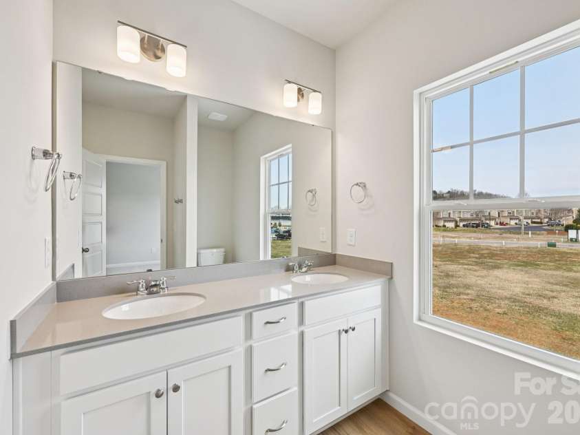 201 Vanguard Lane, Gastonia, NC 28056.  MLS# CAR4364099, YatesRealty ID 24766. 