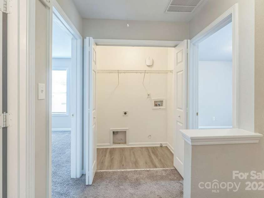13413 Golden Apple Court, Charlotte, NC 28215.  MLS# CAR4265436, YatesRealty ID 24767. 