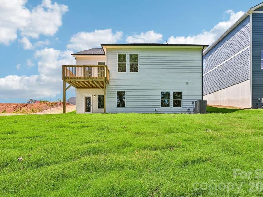 605 Banter Lane, Cramerton, NC 28032.  MLS# CAR4374152, YatesRealty ID 24768. 