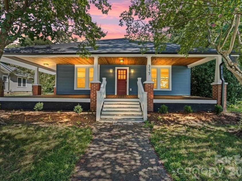 317 Ridge Avenue, Kannapolis, NC 28083.  MLS# CAR4417208, YatesRealty ID 24769. 