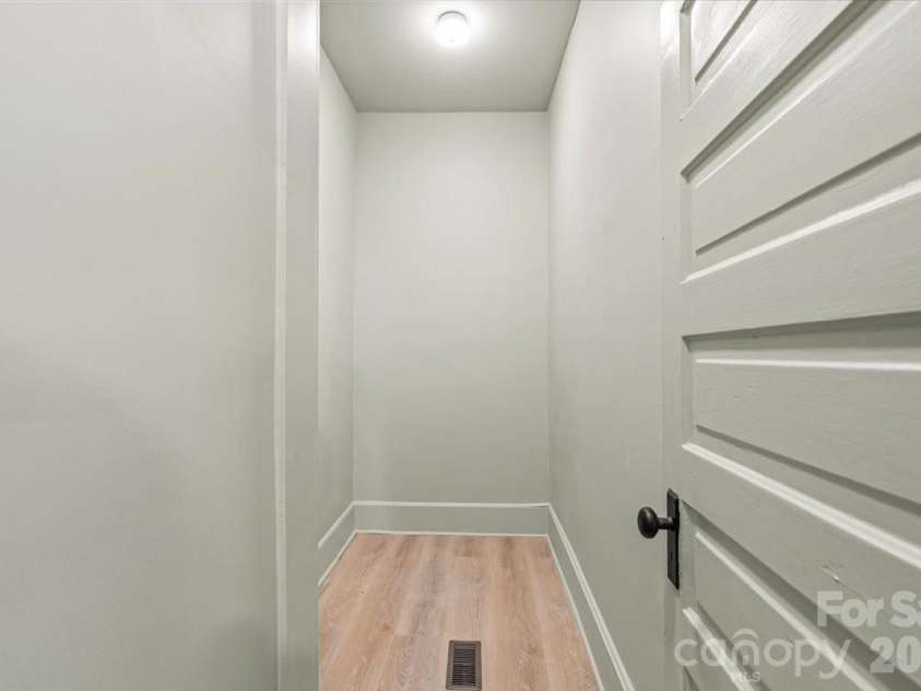 317 Ridge Avenue, Kannapolis, NC 28083.  MLS# CAR4417208, YatesRealty ID 24769. 