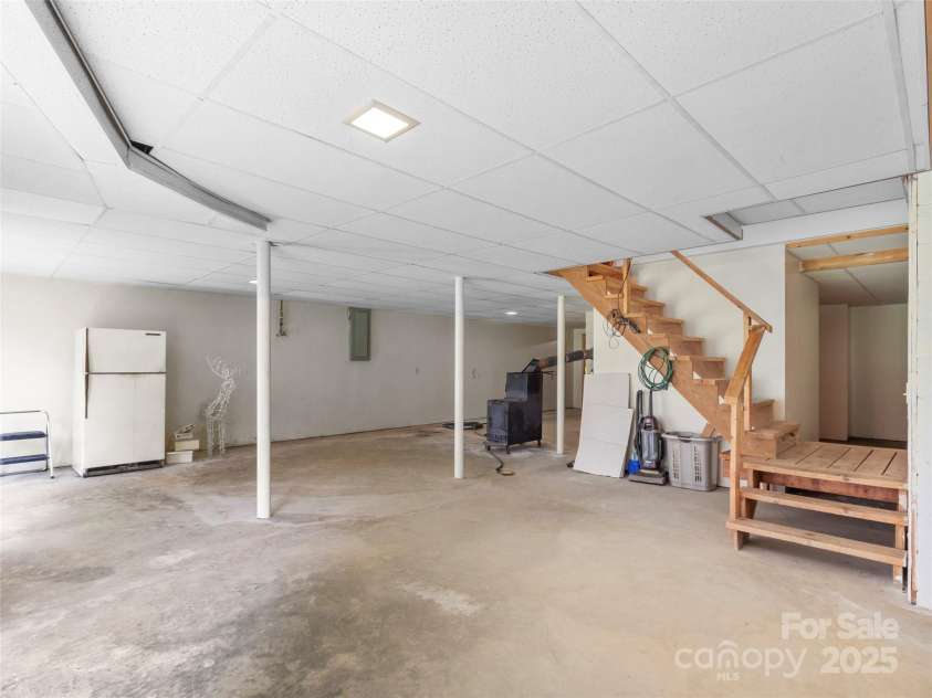 145 Appalachian Drive, Burnsville, NC 28714.  MLS# CAR4164720, YatesRealty ID 2477. Basement