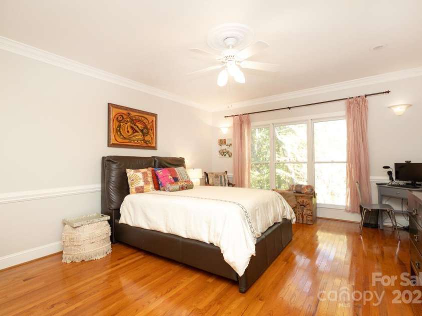 14900 Crooked Branch Lane, Charlotte, NC 28278.  MLS# CAR4312738, YatesRealty ID 2477. 