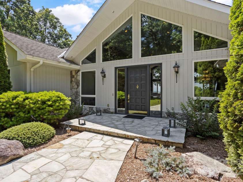 101 Beckwood Court, Flat Rock, NC 28731.  MLS# CAR4276254, YatesRealty ID 24770. 