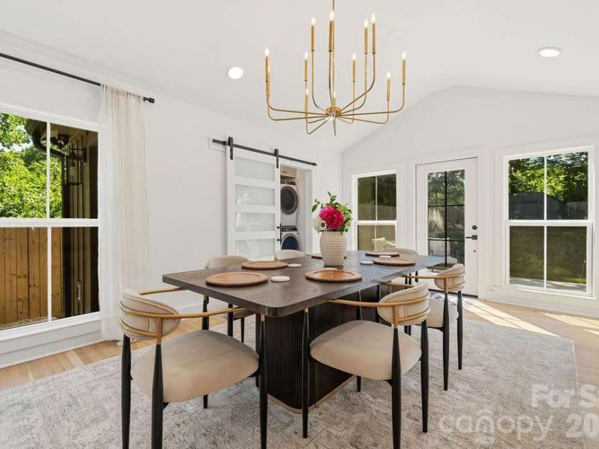 1939 Academy Street, Charlotte, NC 28205.  MLS# CAR4376177, YatesRealty ID 24770. Dining Room